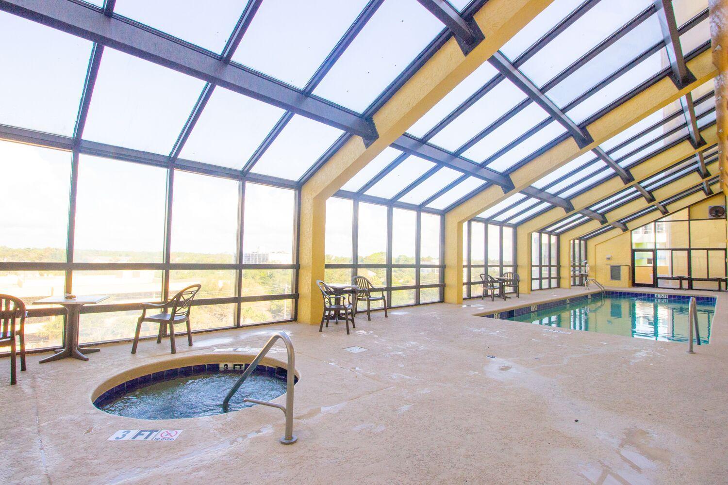 Oversized Ocean View Queen Suite With Beautiful Fireplace And Accents - Sleeps 4 Guests! Μιρτλ Μπιτς Δωμάτιο φωτογραφία